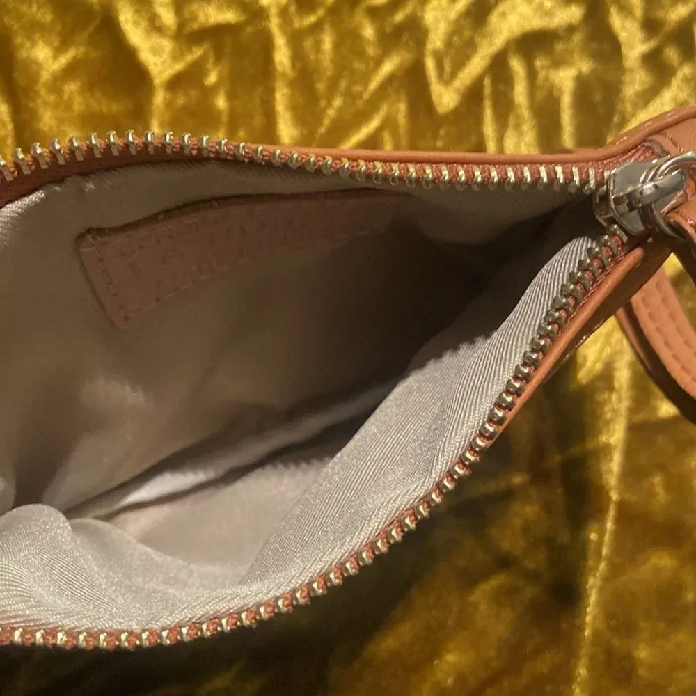 Ladies wristlet La Borsa made in Italy